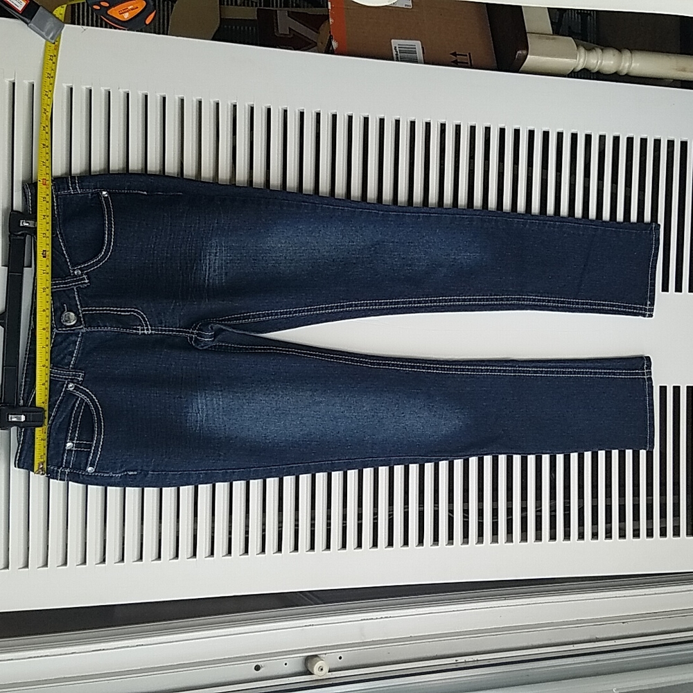 Jeans - Picture 5 of 6